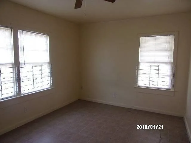 1419 Clanton St — Photo 7