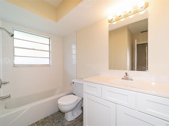 4th image of 11364 W Bayshore Dr #49