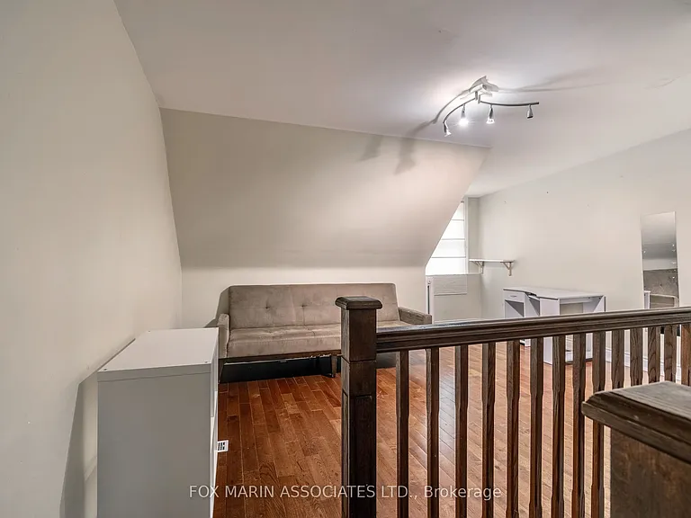 31 Browning Ave — Photo 24