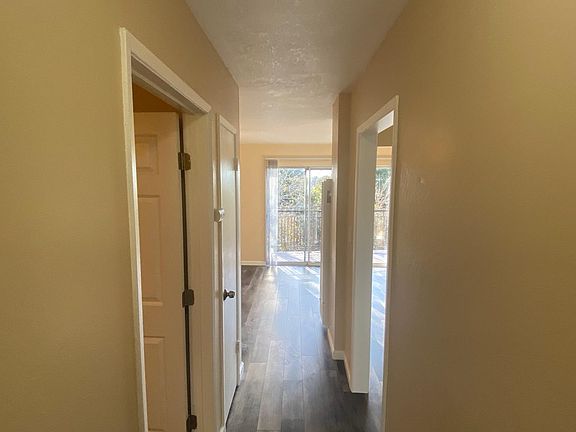 4th image of 146 Wilson Ave