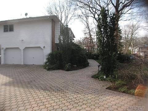 3rd image of 4 Dalton Ln