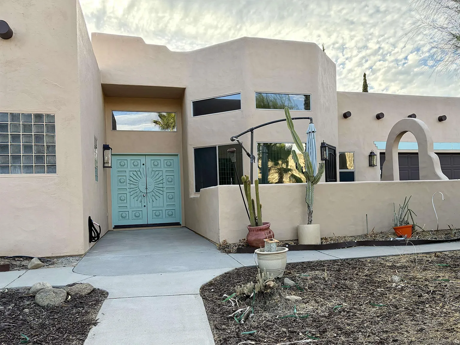 3 bed, 2.5 bath, 1770 sqft, $3,000 — Photo 1
