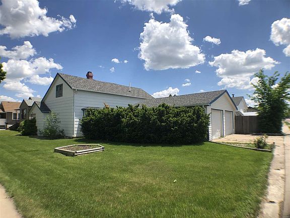 2nd image of 1918 W 4th St