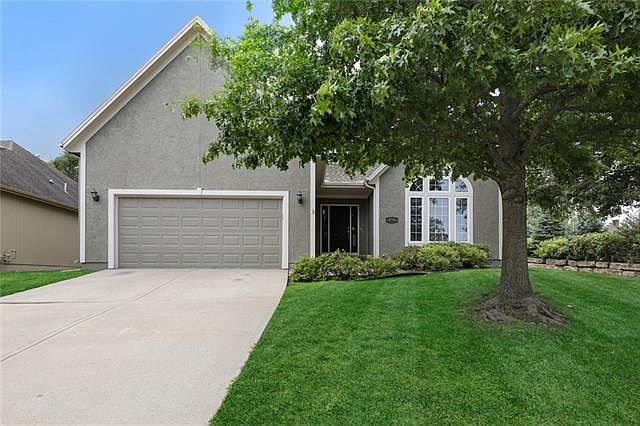 1st image of 4700 Meadow View Dr
