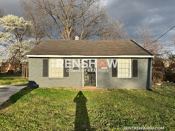 2nd image of 1810 Blair Hunt Dr