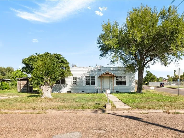 1600 Oblate Ave — Photo 1