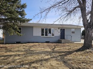 218 Renee Dr, Beulah, ND 58523