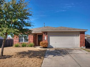 121 Edison Dr, Hutto, TX 78634