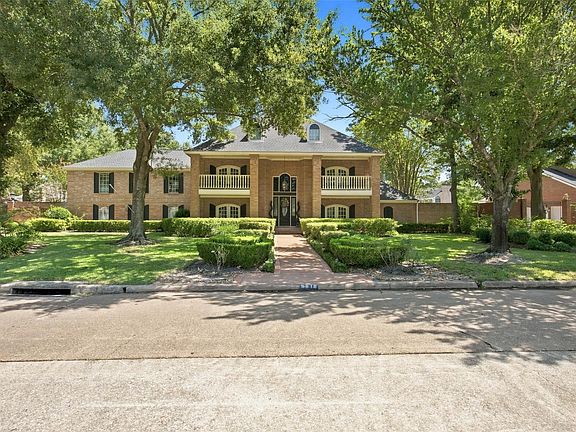 2nd image of 9618 Windrush Dr