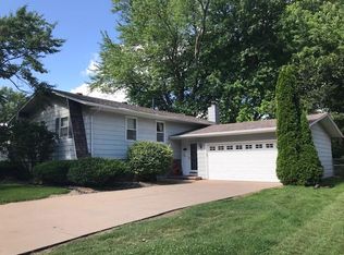 3693 2nd Street Ct, East Moline, IL 61244