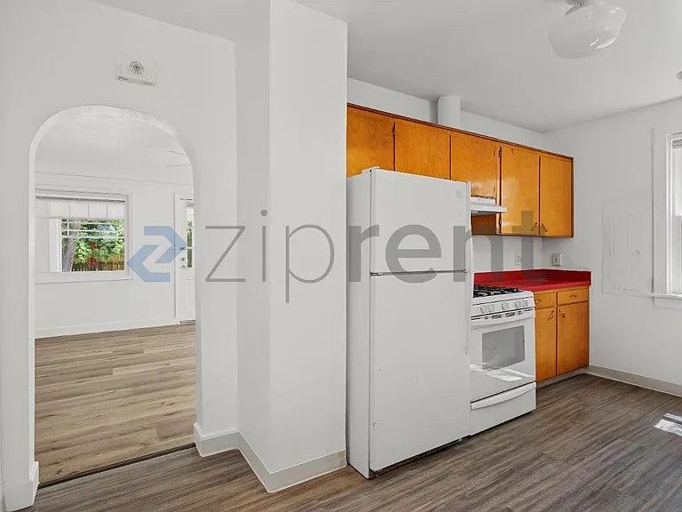 6525 N Montana Ave — Photo 6