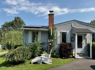 41 Hillside Dr, Springfield, MA 01118