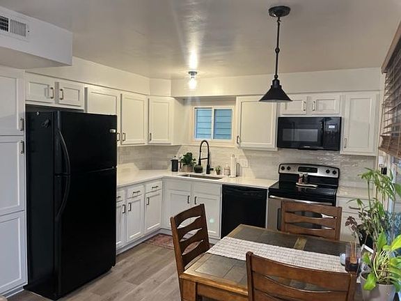 5th image of 2240 Larchdale Dr
