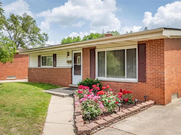 8311 Gulley St, Taylor, MI 48180