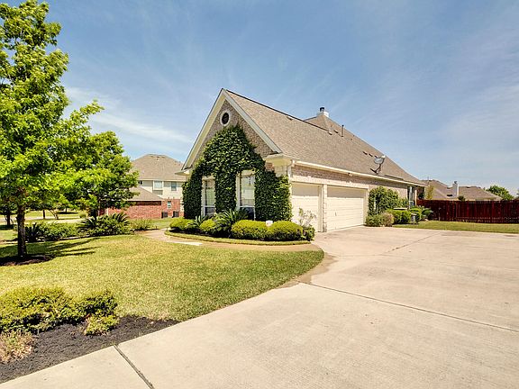 4th image of 12405 Tabor Oaks Dr