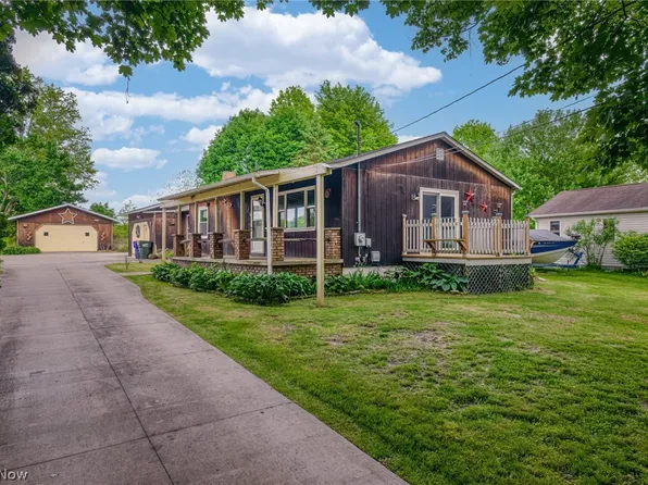 8802 State Route 44, Ravenna, OH 44266