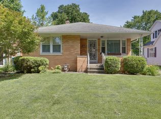 616 1/2 W White St, Champaign, IL
