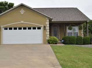 921 Ridgemonte St, Harrison, AR 72601