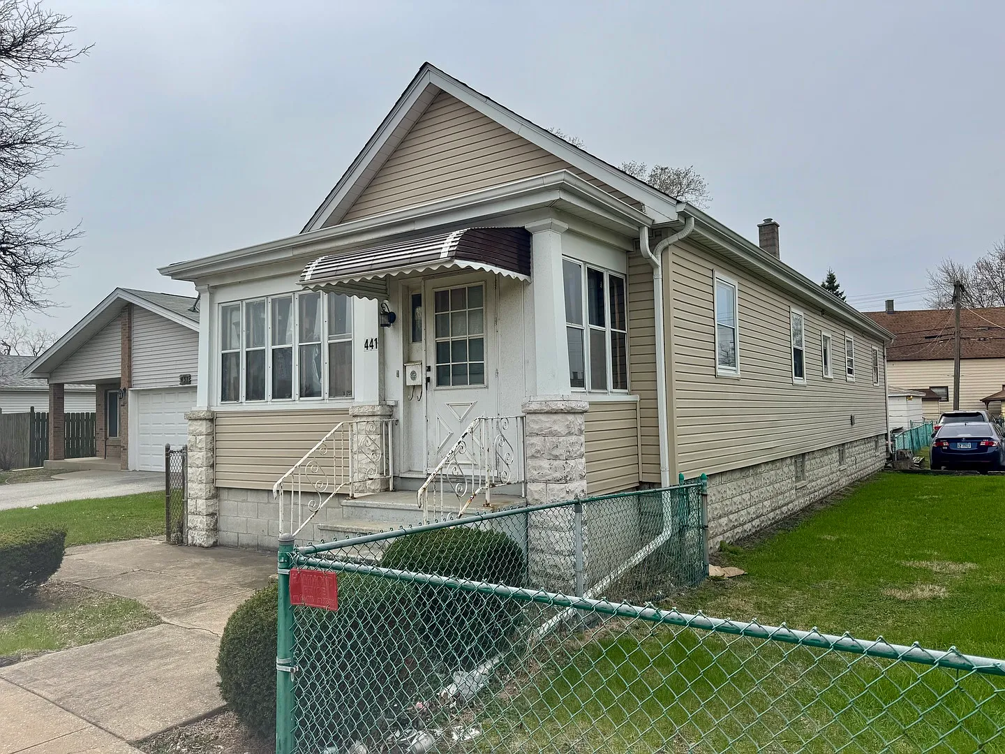 441 State St photo 1