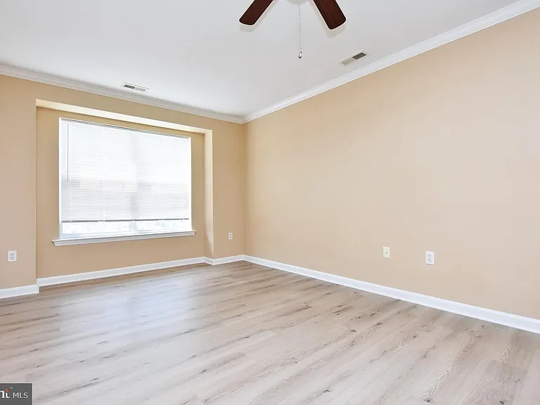 342 Nicholas Dr — Photo 20