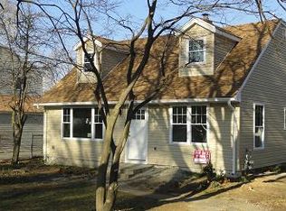 35 Village Rd, Pompton Plains, NJ 07444