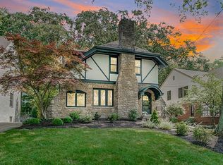 1126 Beverly Hill Dr, Cincinnati, OH 45208