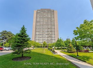 735 Don Mills Rd #201, Toronto, ON M3C1S9