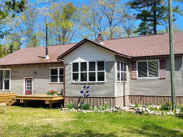 1434 Dorothy Ave, Bois Blanc Island, MI 49775