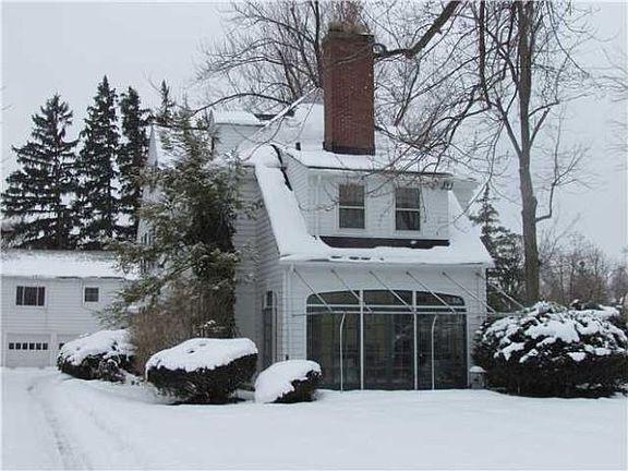2nd image of 106 Lebrun Cir