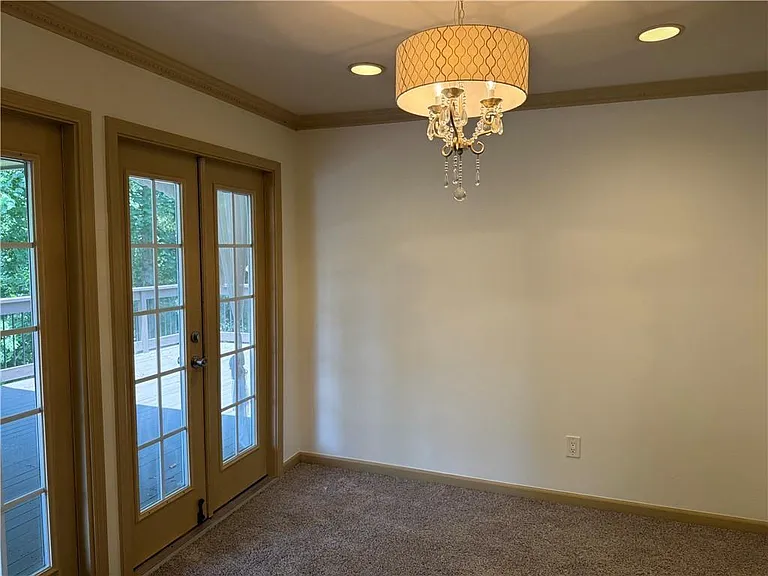 412 Hickory Walk — Photo 8