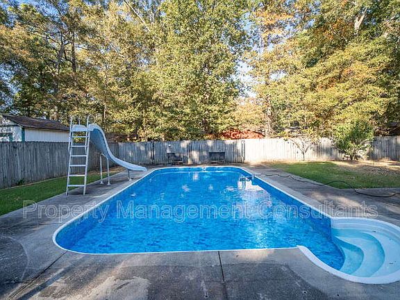 5th image of 6604 Willow Ridge Rd NW