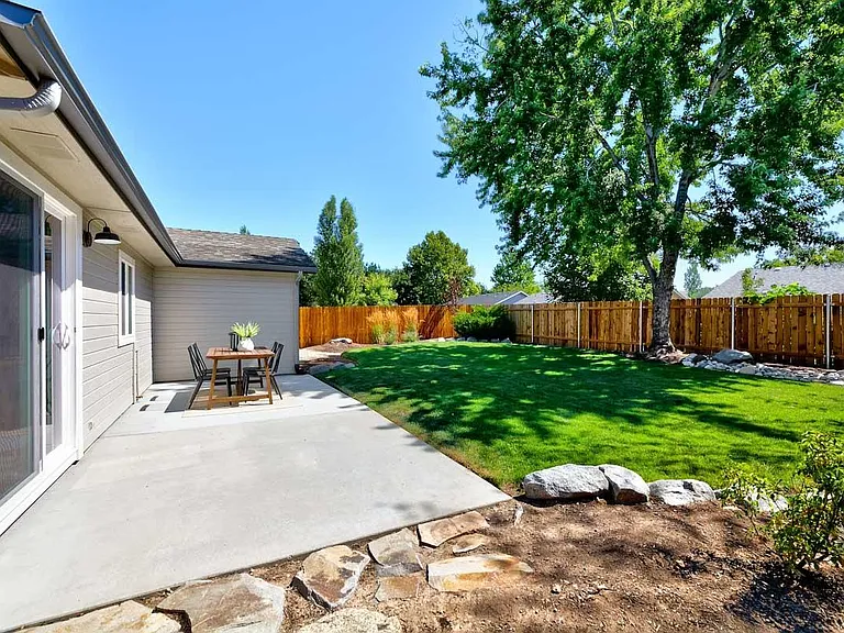 5644 S Daffodil Pl — Photo 31