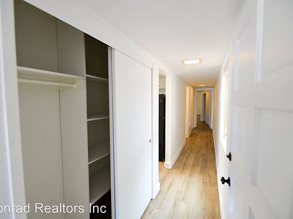 3rd image of 227 W Escalones APT B