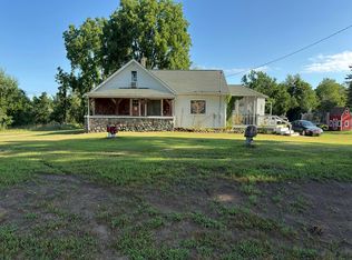 34778 36th Ave, Paw Paw, MI 49079