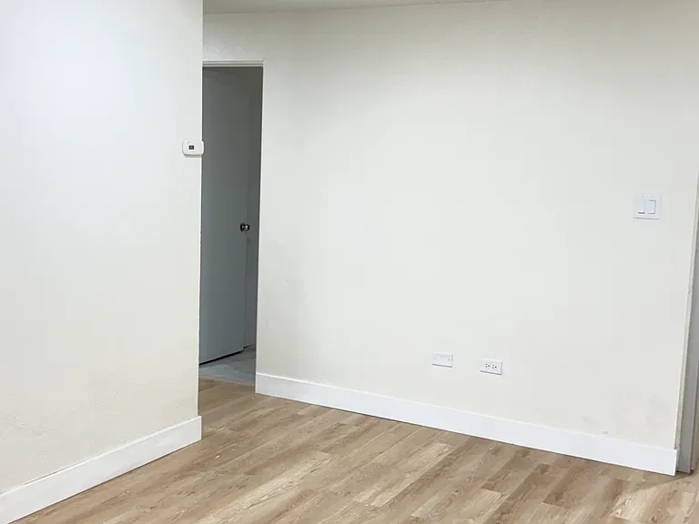 75 N Emerson St #101 — Photo 10