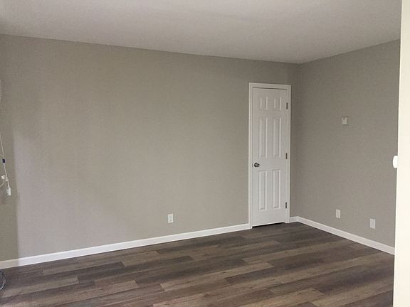 3rd image of 2208 H St #H-2