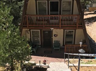 728 Dahlia Dr, Green Valley Lake, CA 92341