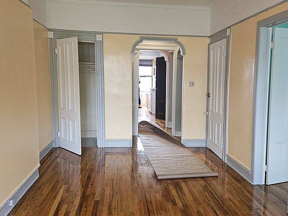2nd image of 238 Putnam Ave #4