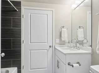 50 E 16th St UNIT 813, Chicago, IL 60616