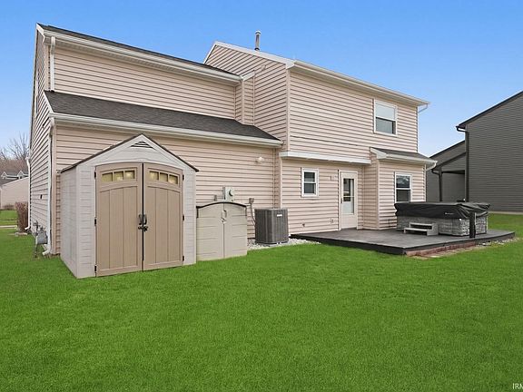 4th image of 609 Granada Dr