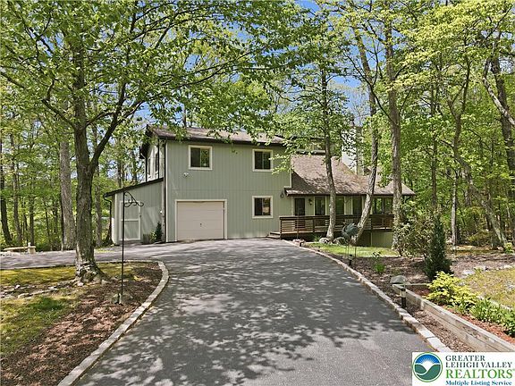 2nd image of 342 Gold Key Rd