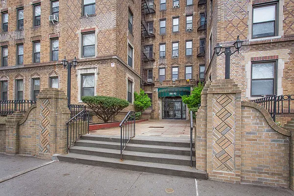 Sold by Terrace Sotheby's International Realty | media 27