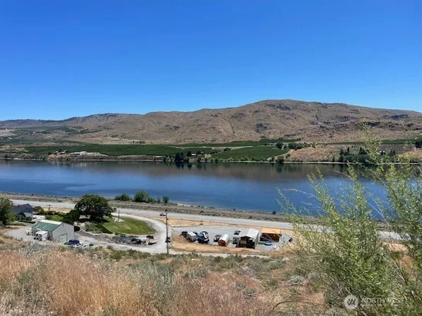 37 Osprey Nest Road, Pateros, WA 98846