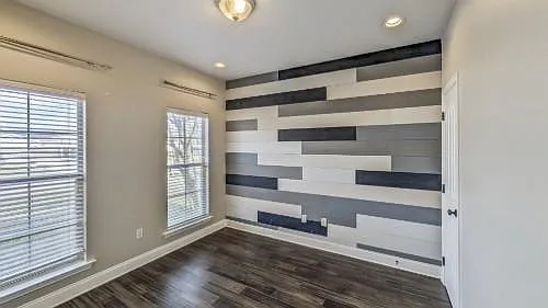 2735 Village Ct — Photo 18