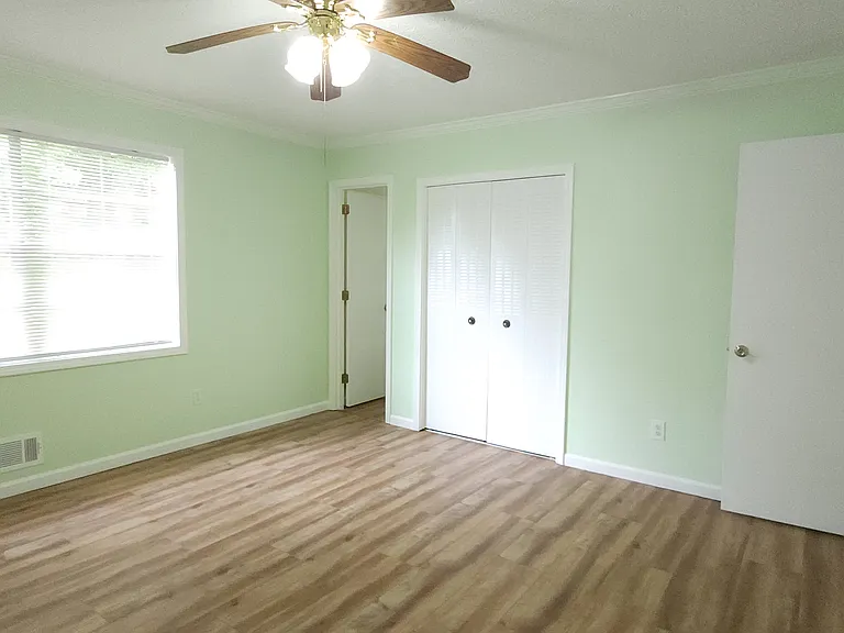 2922 Lawrenceville Hwy — Photo 11