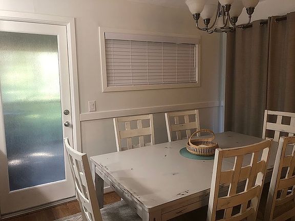 5th image of 4507 Park Lake Dr