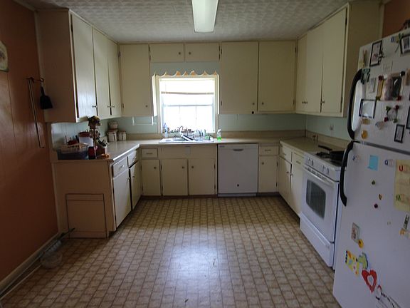 4th image of 156 County Road 15800