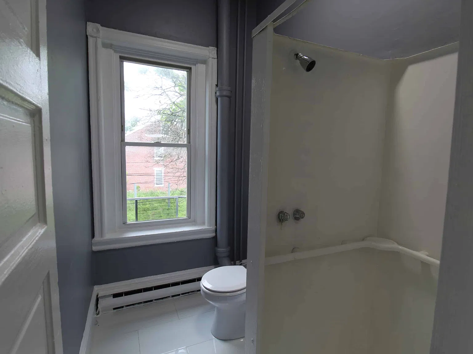 Studio, $875 — Photo 4