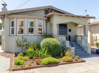 553 Alcatraz Ave, Oakland, CA 94609