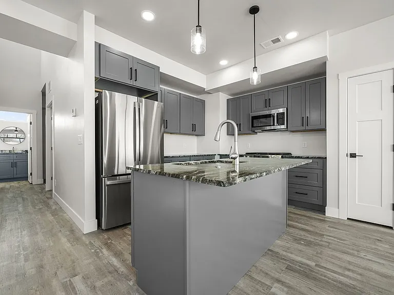 1109 Mee Canyon Cir — Photo 11